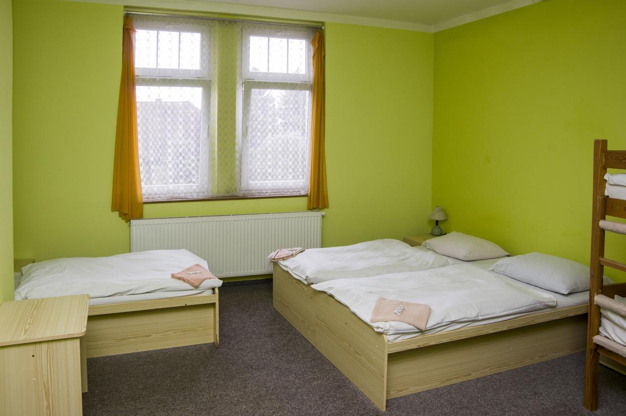 Hotel Modra Hvezda Sadská 外观 照片
