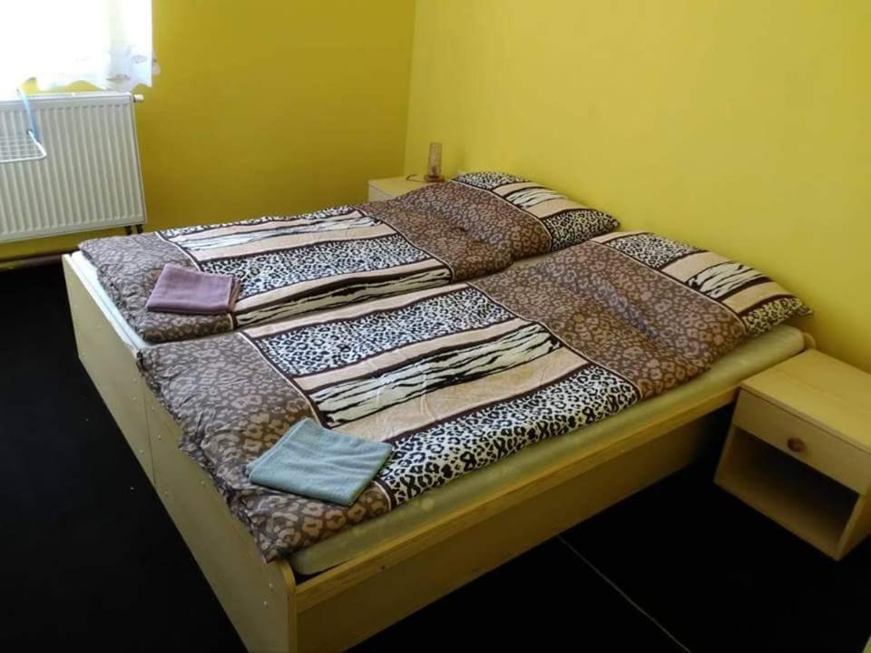 Hotel Modra Hvezda Sadská 外观 照片